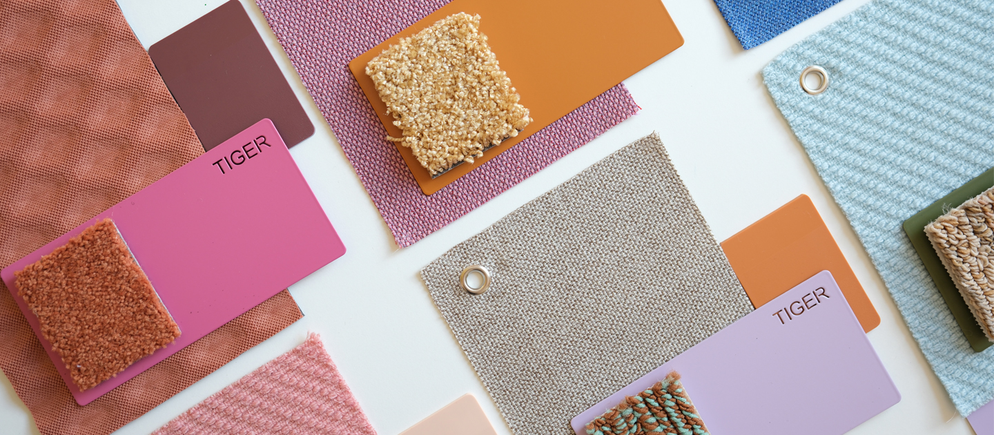 Collage verschiedener Farb-, Textil- und Materialmuster.
Collage of various colour, textile and material samples.